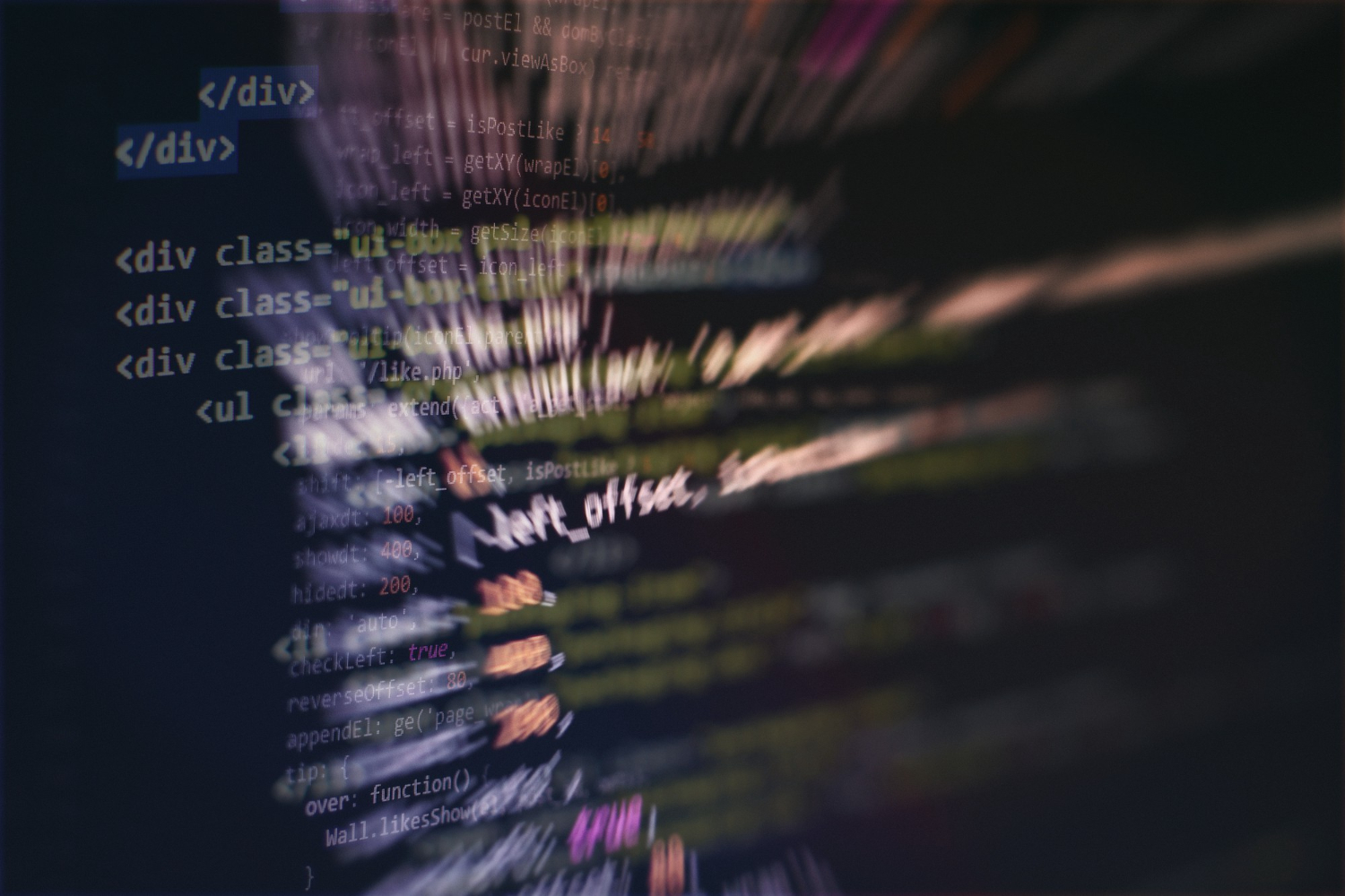Article schema JSON-LD markup shown in a code editor